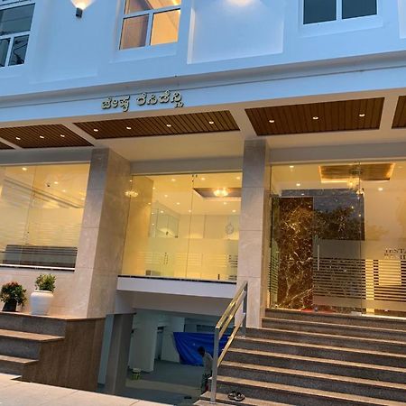 Jesta Residency Hotel Hasszan Kültér fotó