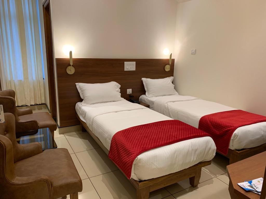 Jesta Residency Hotel Hasszan Kültér fotó
