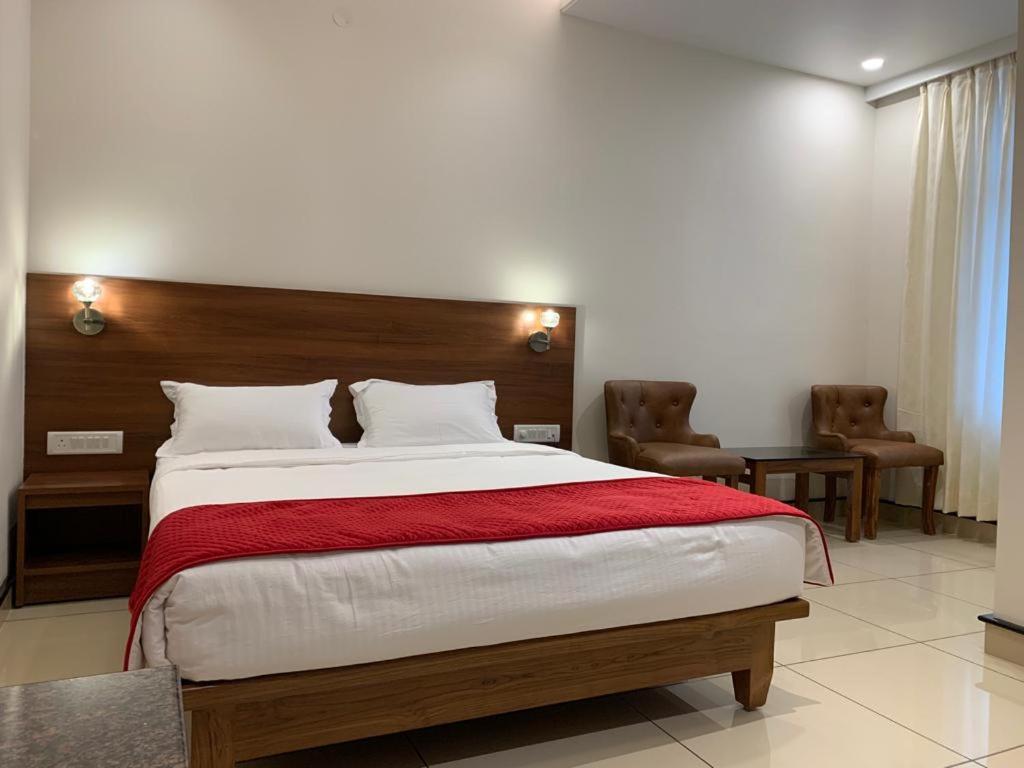 Jesta Residency Hotel Hasszan Kültér fotó