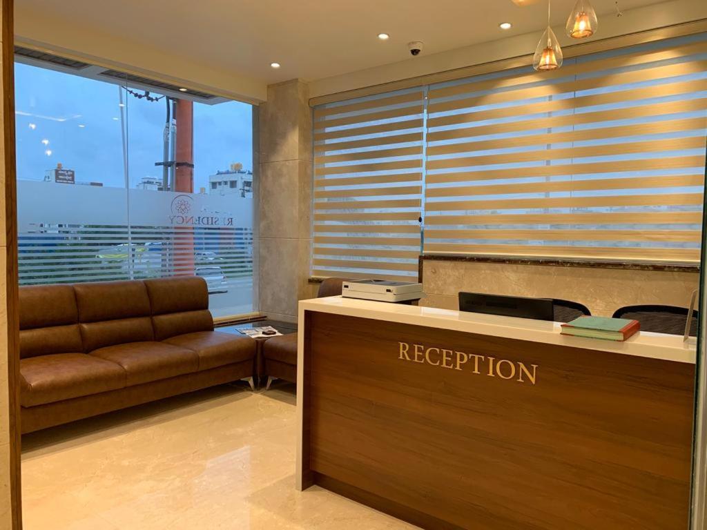Jesta Residency Hotel Hasszan Kültér fotó